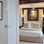 Hotel Folkestone Opera 3*