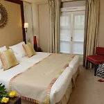 Hotel Folkestone Opera