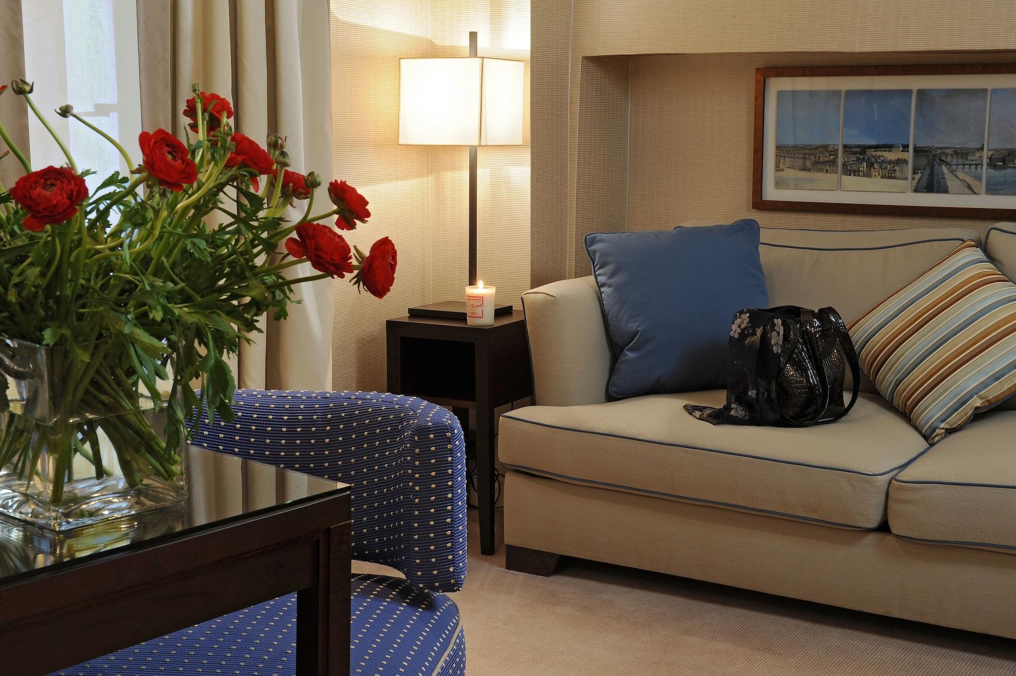 Folkestone Opera Hotel