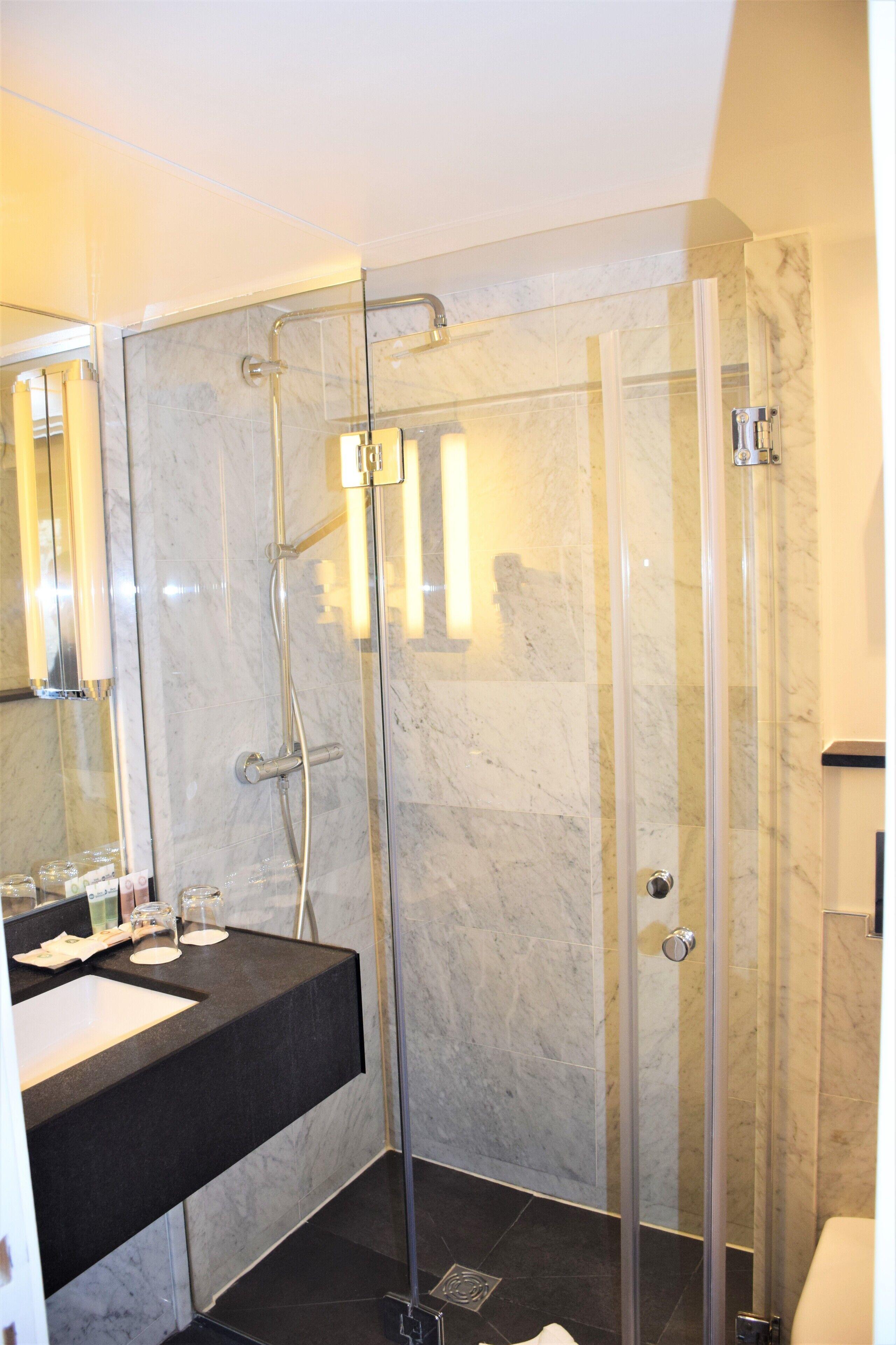 Folkestone Opera Paris